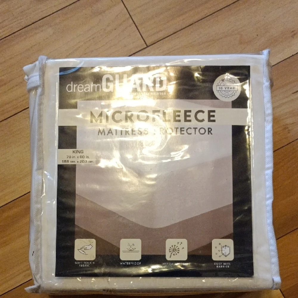 Microfleece Mattress Protector - White